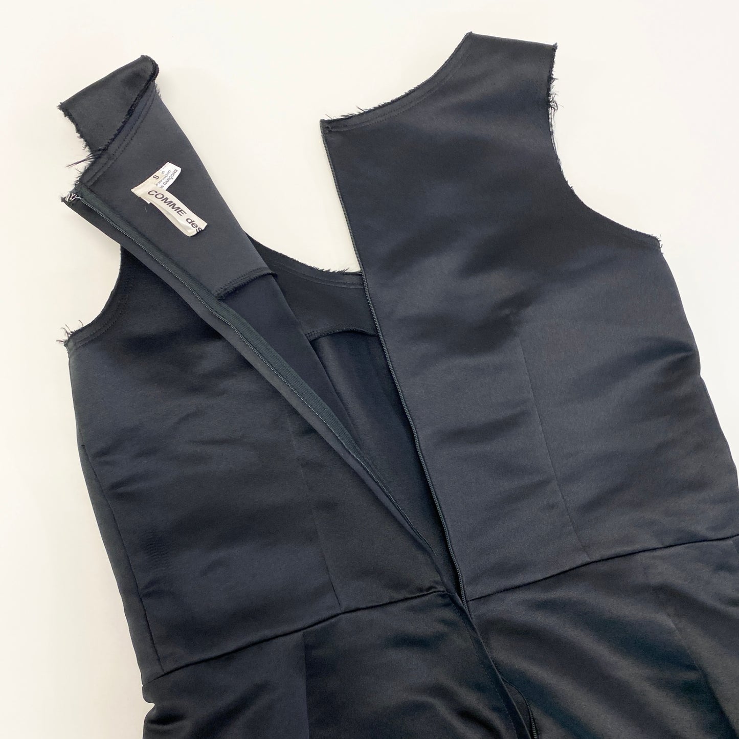Ae27 COMME des GARCONS コムデギャルソン カットオフ 変形ワンピース ドレスワンピース AD2022 GJ-O009 サイズS ブラック ポリエステル100％ レディース 女性服o07to07t