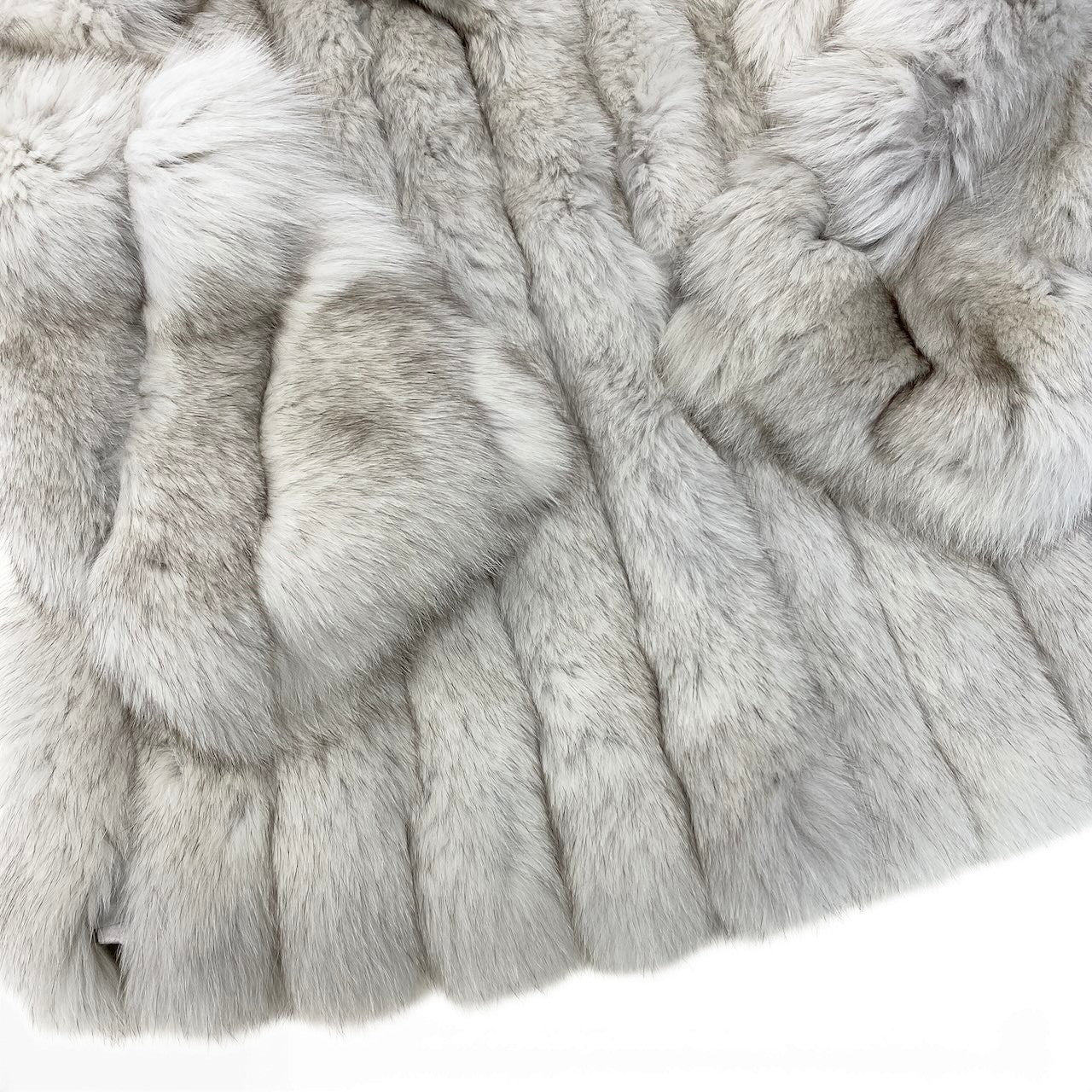 34g1 SAGA FOX サガフォックス 銀サガ ブルーフォックス 横段 ファーコート サイズ9 ホワイト 最高級本毛皮 Fox Fur Coatt18r