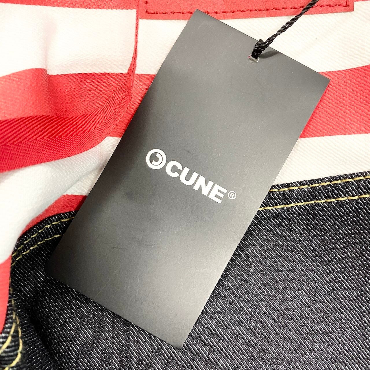 83e15《未使用品》 CUNE. キューン US国旗 アイコンうさぎ ブラックデニムパンツ サイズ34 祇園スタイル タグ付 DENIM PANTSt18r