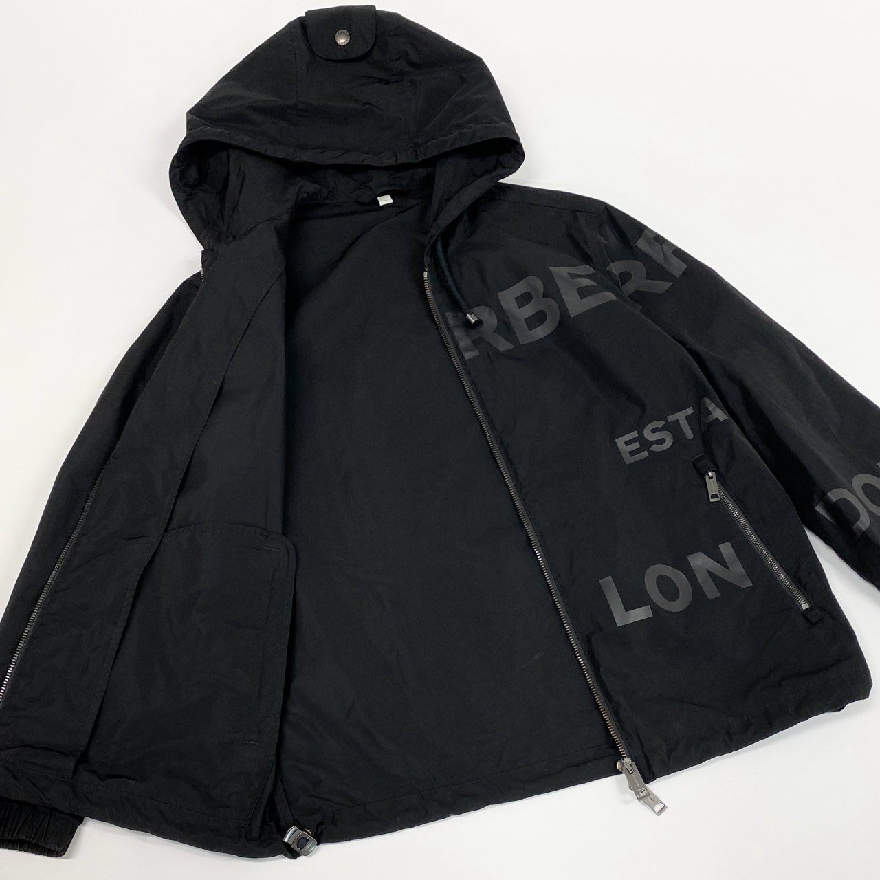 37L23 BURBERRY バーバリー ホースフェリー シェイプメモリータフタ フーデッドジャケット フーディー パーカー ダブルジップ Mサイズ ブラック ポリエステル100％ メンズo07t