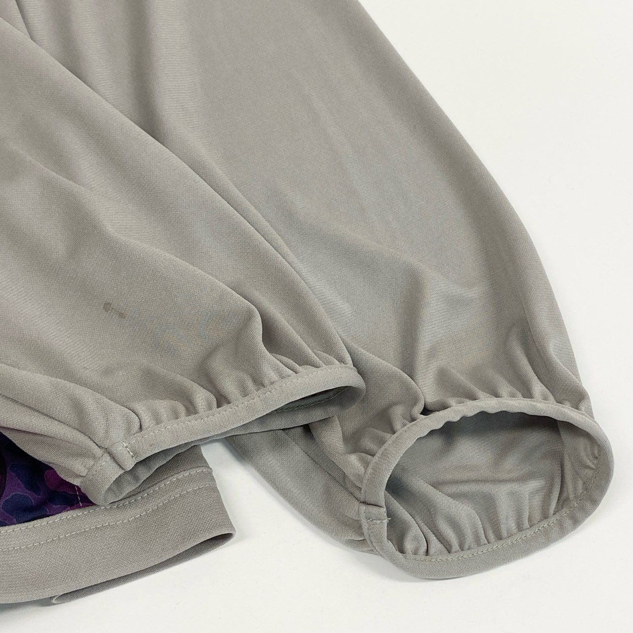 64k19 TOKUKO 1er VOL トクコプルミエヴォル ロングスリーブカーディガン ジャケット 花柄プリント くるみボタン レディース 女性用 9 グレージュu02t