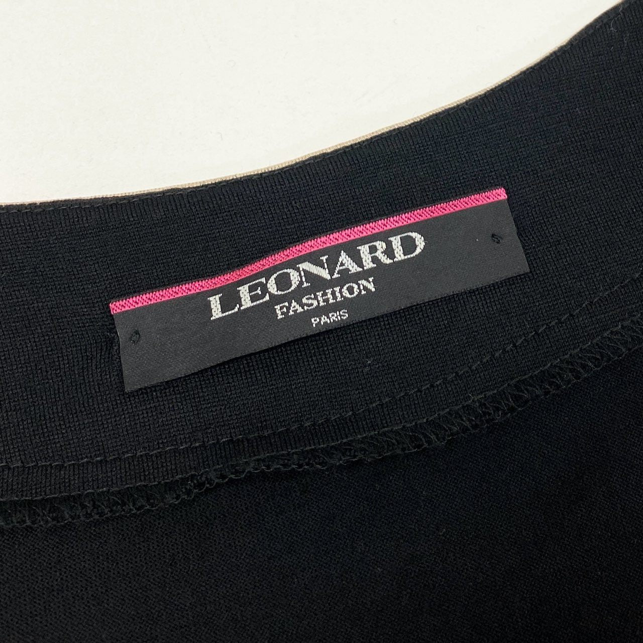 58i11【大きいサイズ】 LEONARD レオナール ニットカーディガン 長袖カーディガン ボウタイリボン レディース 女性用 0360397 LL ブラック ピンクu02t