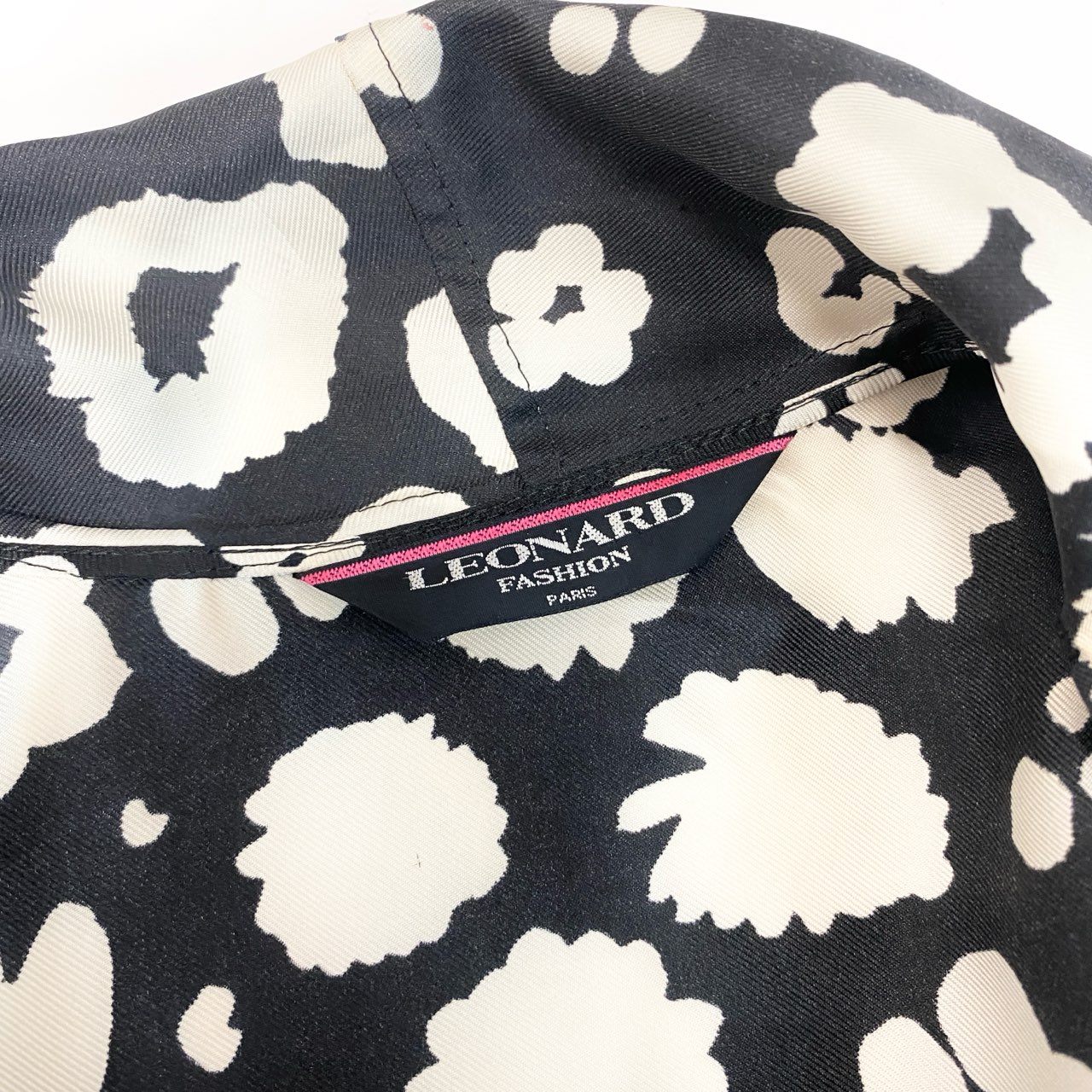 83b23 LEONARD レオナール ロングカーディガンジャケット ガウンカーディガン 美しいプリント 9ARサイズ ブラック アイボリー コットン100％ レディース 女性用u02t