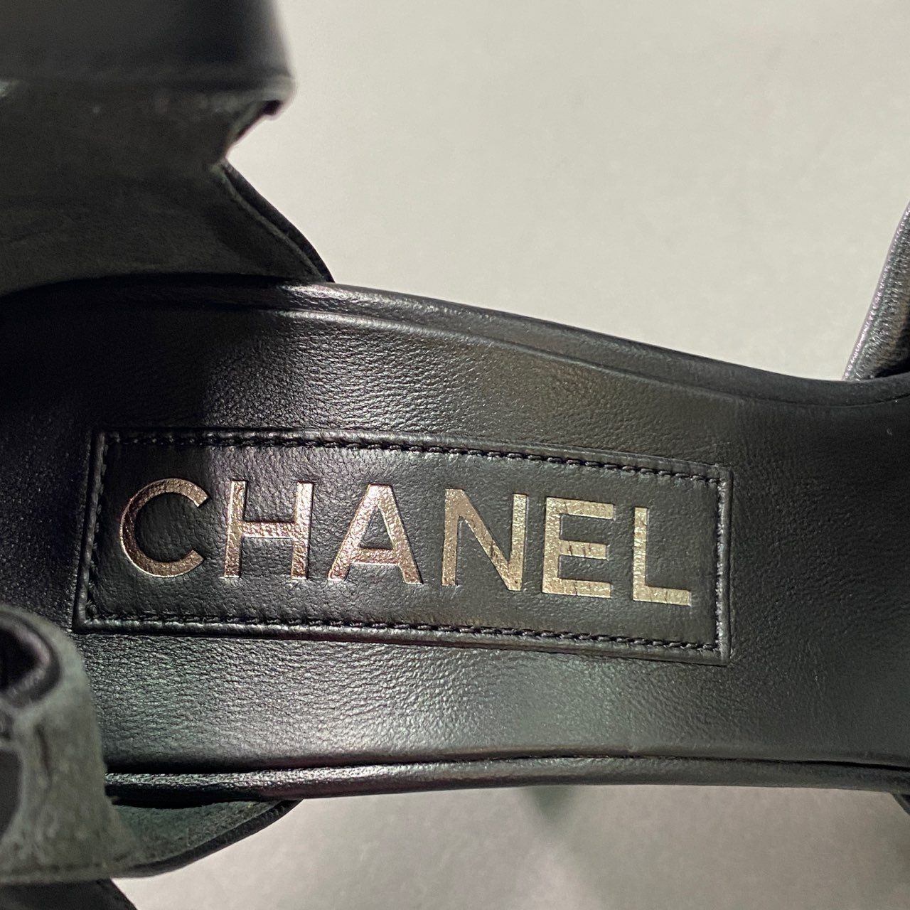 1a9 CHANEL シャネル 23P パールココマーク アンクルストラップ ヒールサンダル G39968 36 1/2 ブラック レザー イタリア製 パンプス シューズ 箱付き