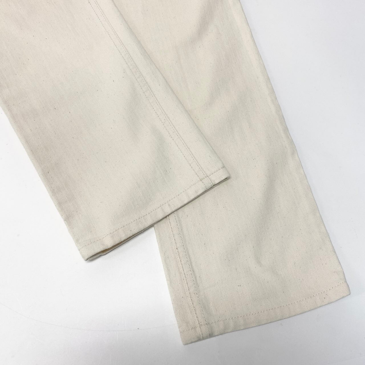 55d30 ALEXANDER MCQUEEN アレキサンダーマックイーン ワークパンツ カラーデニム ボトムス イタリア製 アイボリー系 コットン100％ メンズ 紳士服u02t
