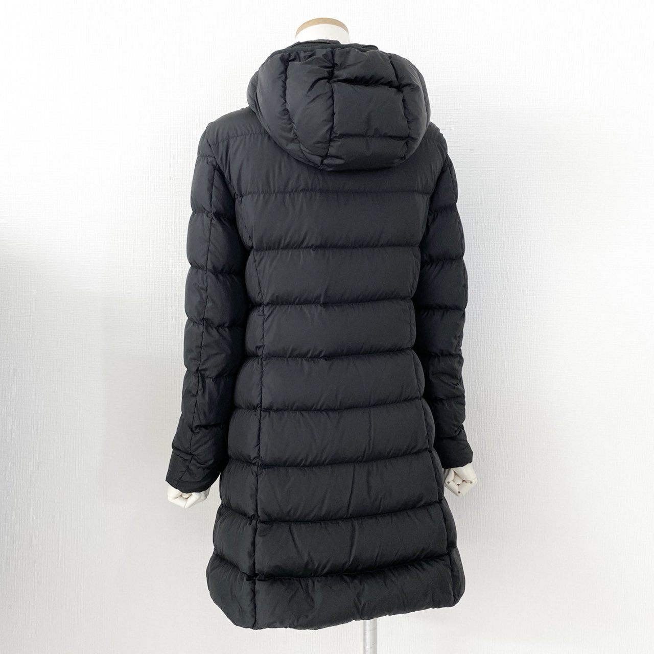 28e26 《美品》 MONCLER モンクレール 2022 GIE GIUBOTTO ダウンコート H20931C00065 1 ブラック レディース アウター