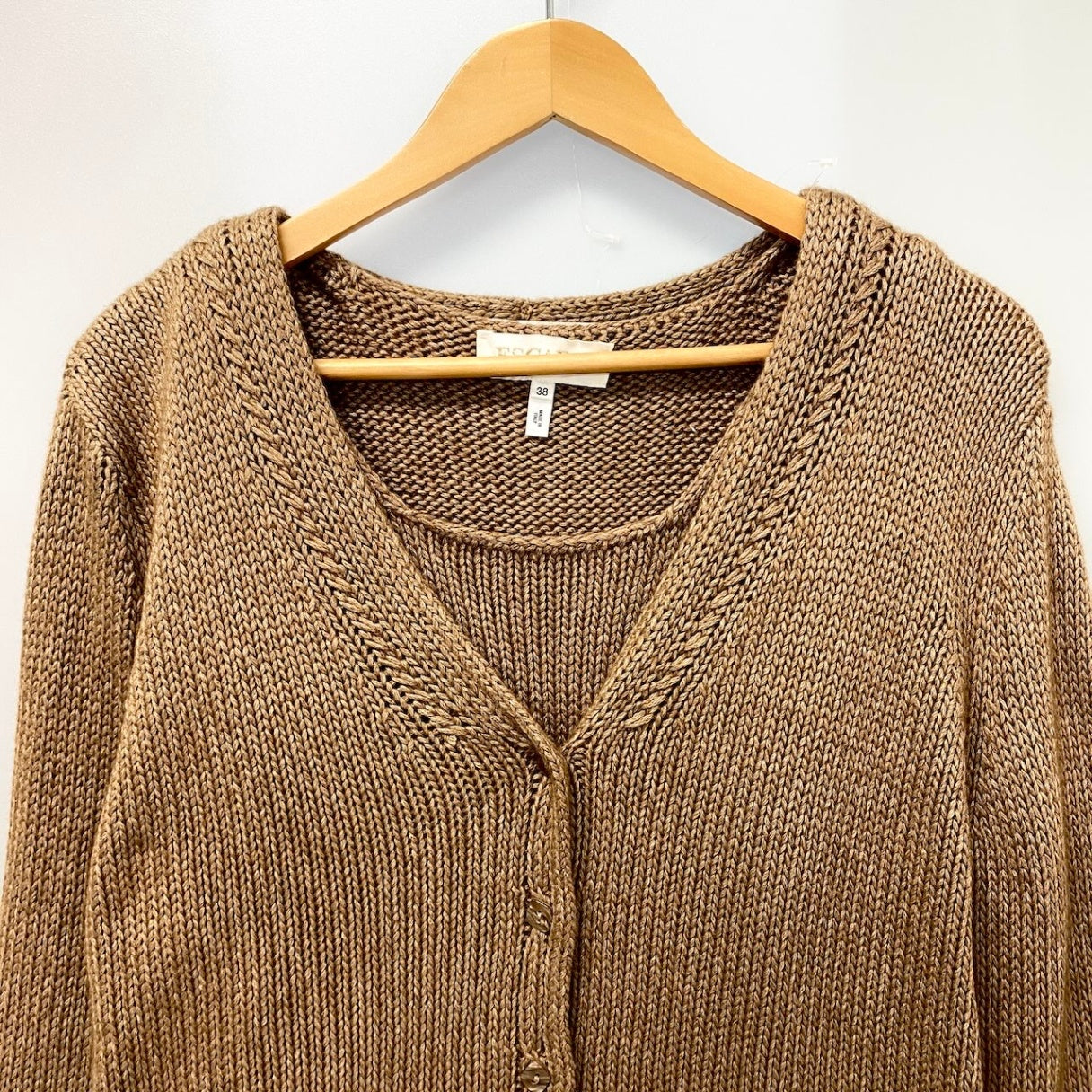 67e14 ESCADA エスカーダ アンサンブルニットセーター カーディガン ノースリーブニット イタリア製 38サイズ ベージュ カシミヤシルク レディース 女性用u02t