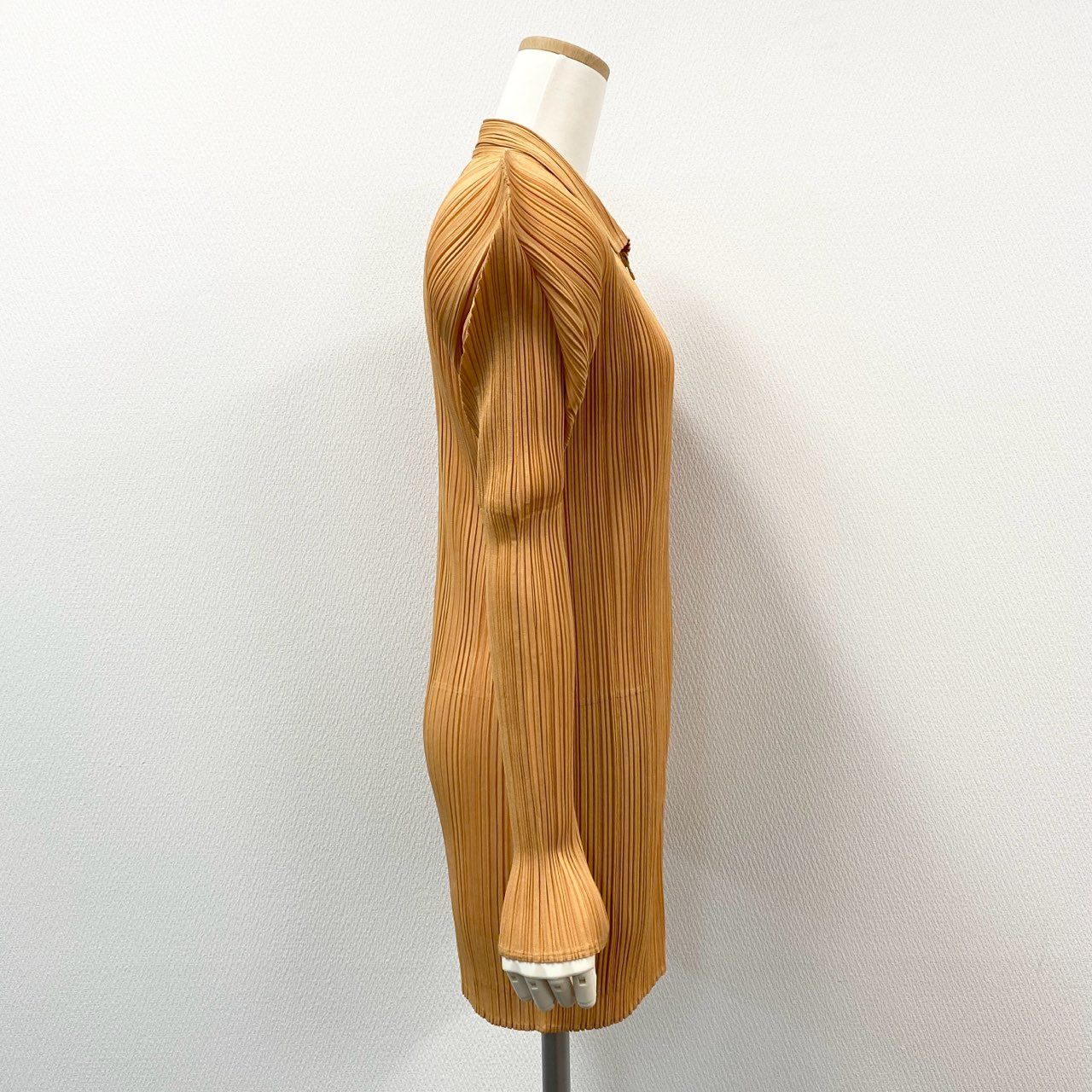 75i8 PLEATS PLEASE ISSEY MIYAKE プリーツプリーズ イッセイミヤケ チュニック丈 日本製 長袖 プリーツジャケット ジップアップ カーディガン 羽織 PP91-JD081 4 オレンジ レディースo07t