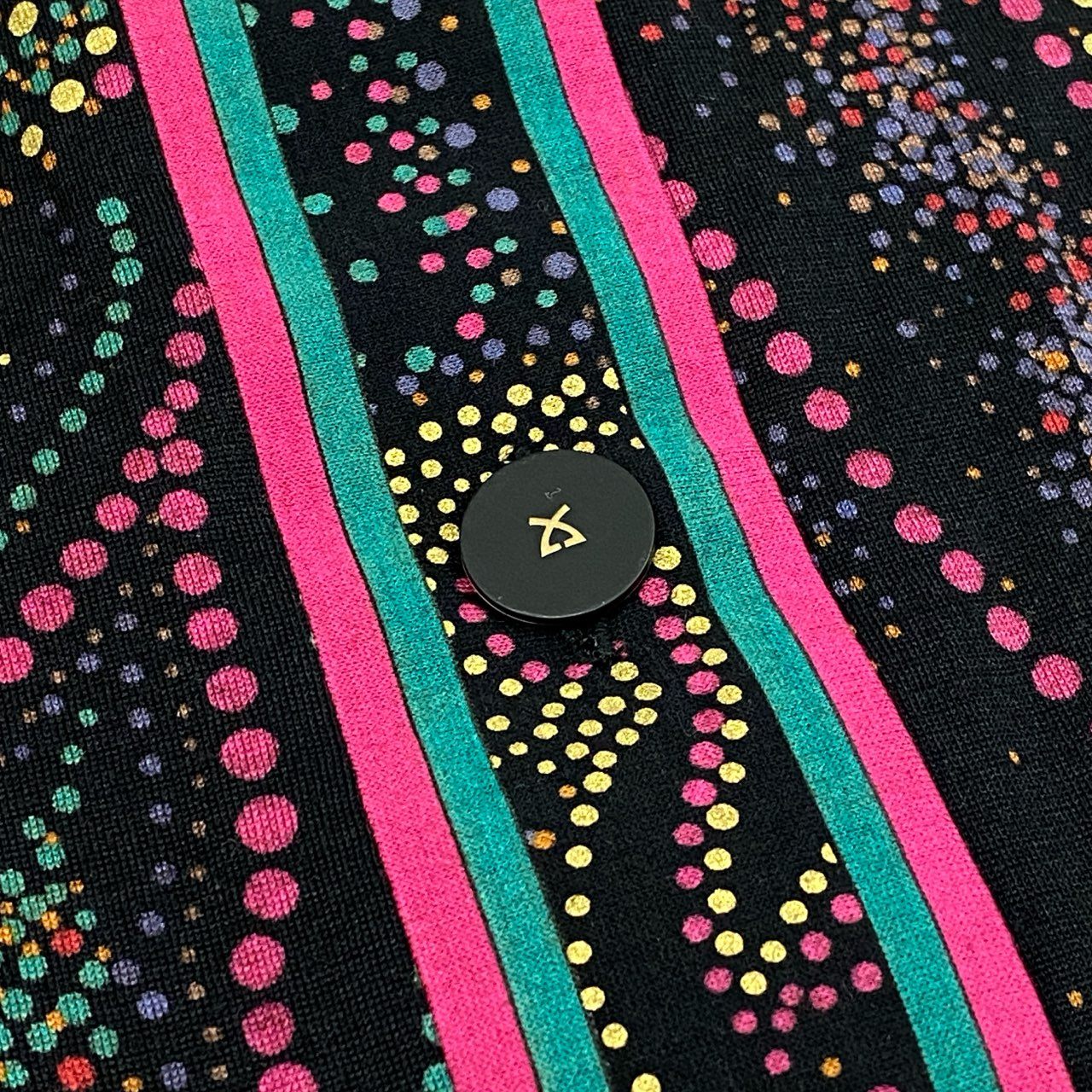 35a30 【美品】LEONARD レオナール 長袖カーディガン  トップスカットソー 総柄プリント 0349128 Lサイズ マルチカラー レディース 女性用o07t