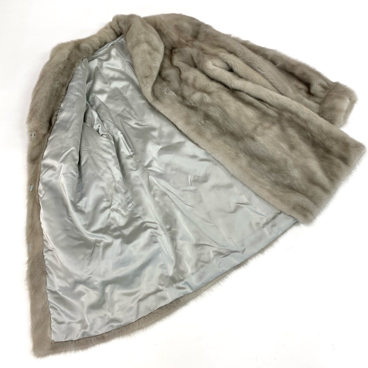 49L4 SAGA MINK サガミンク 銀サガ サファイアミンク セミロングコート サイズF シルバー グレー 最高級本毛皮 MINK FUR リアルファーt18r