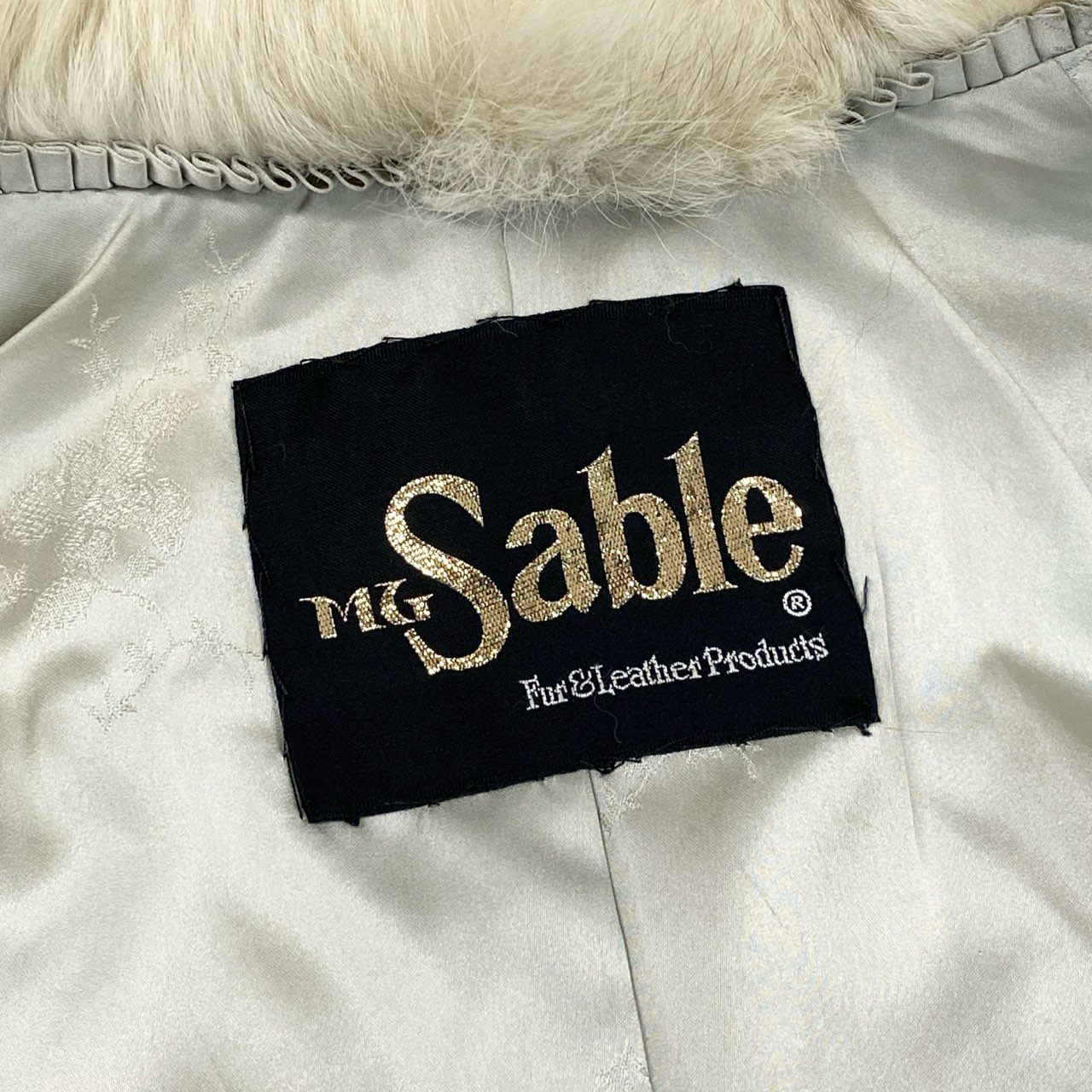 83L10 MG Sable エムジー セーブル ブルーフォックス ファーコート サイズ11号 ホワイト 本毛皮 FOX FUR ポケット有t18r