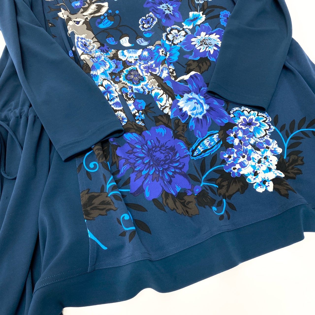 33c10 TOKUKO 1er VOL トクコプルミエヴォル ロングスリーブワンピース Aライン アシンメトリー アニマル 花柄プリント レディース 女性服 サイズ9 ネイビーu02t