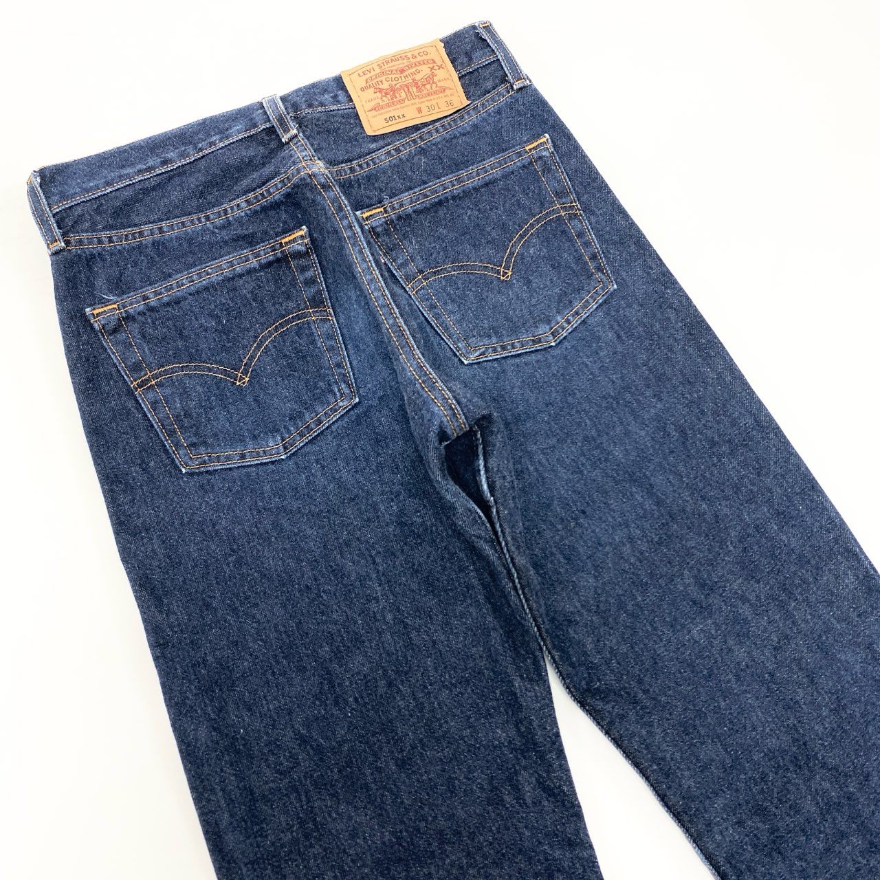 19k10 LEVIS リーバイス デニムパンツ ジーンズ ボトムス 97年 USA製 濃組 501xx W30 L36 インディゴ メンズu02t