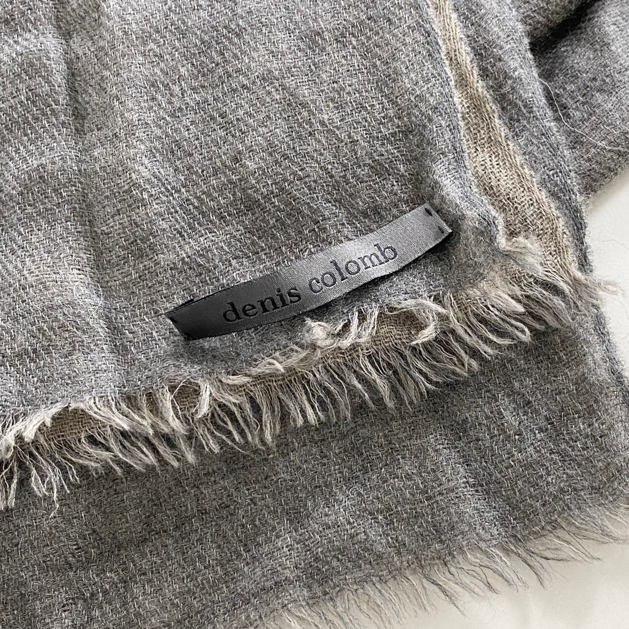 L10《美品》denis colomb デニスコロン カシミヤストール マフラー グレー ベージュ cashmere100％ ショール TOMORROW LAND トゥモローランド