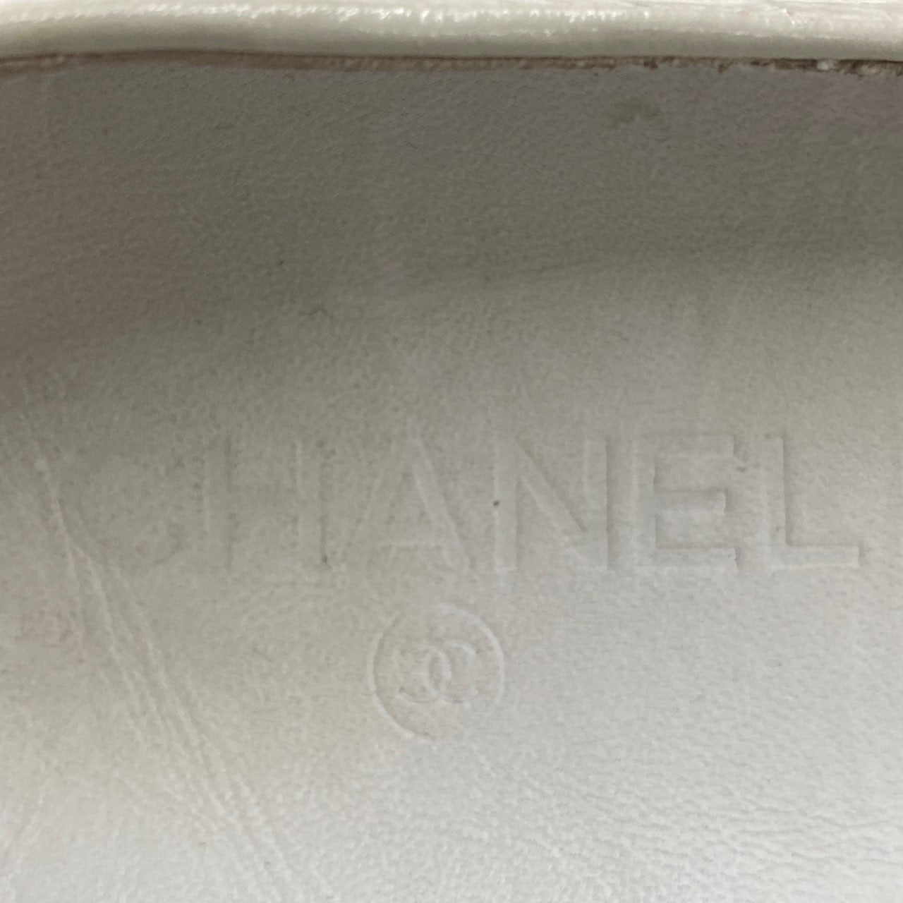 2L26 CHANEL シャネル メリージェーン ココマーク パテントレザー ストラップシューズ  35 ホワイト スニーカー イタリア製