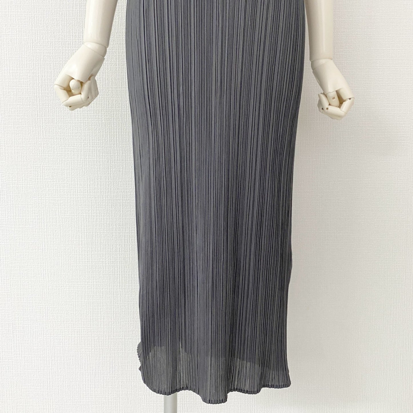 53c15 PLEATS PLEASE プリーツプリーズ スリット入り プリーツワンピース ドレス 1 グレー ノースリーブ ISSEY MIYAKE イッセイミヤケ