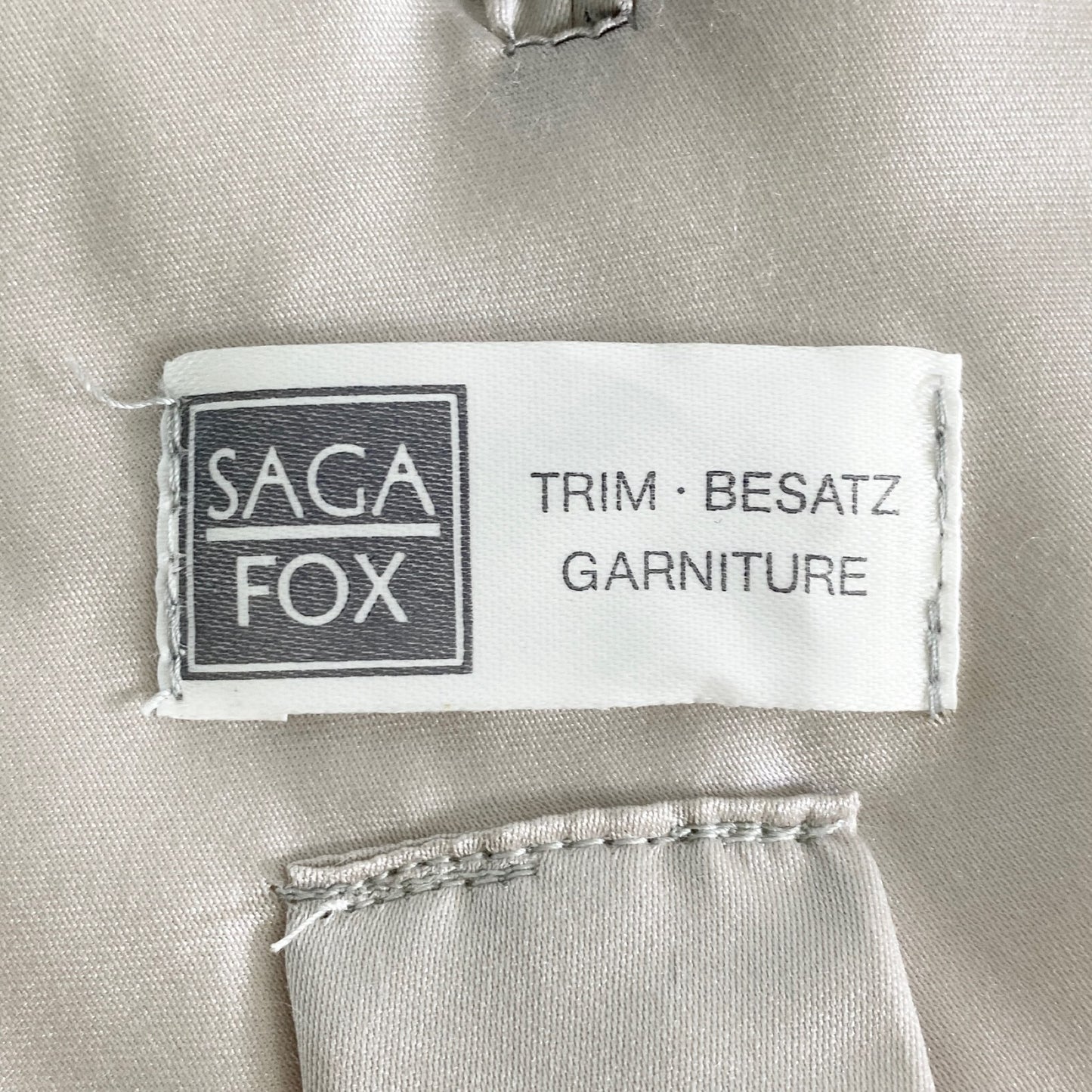 56L25《美品》SAGA MINK サガミンク ティペット ショール 襟巻 レディース FOX FUR 振袖