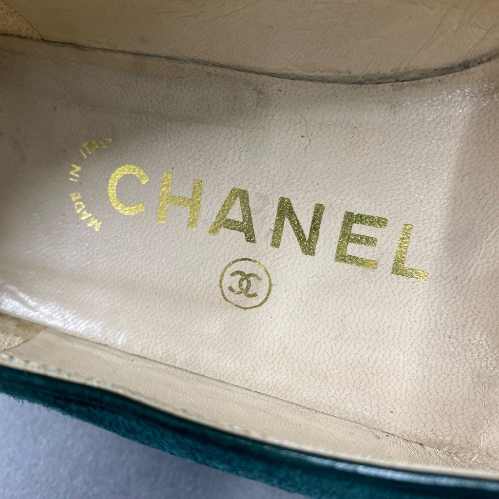 2b24 イタリア製 CHANEL シャネル フラットパンプス フラットシューズ 34 1/2 グリーン スエード ココマーク レディース 靴 女性用