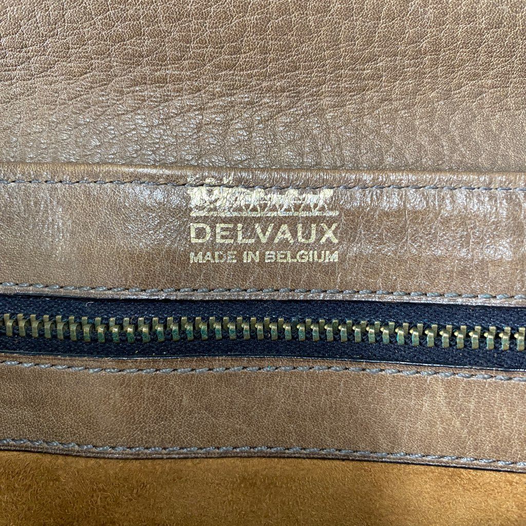 Cb8 DELVAUX デルヴォー レザーショルダーバッグ ブラウン ベルギー製 メッセンジャーバッグ ボディバッグ フラップ