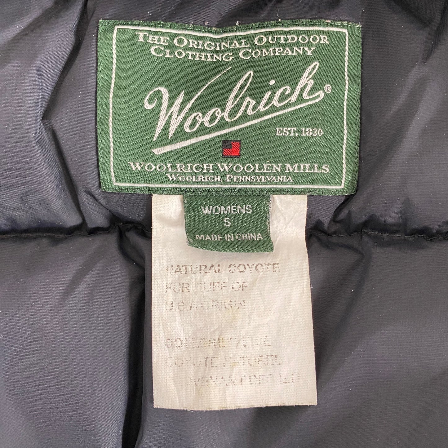 20L14 Woolrich ウールリッチ ダウンジャケット コヨーテファー S レッド ナイロンジャケット