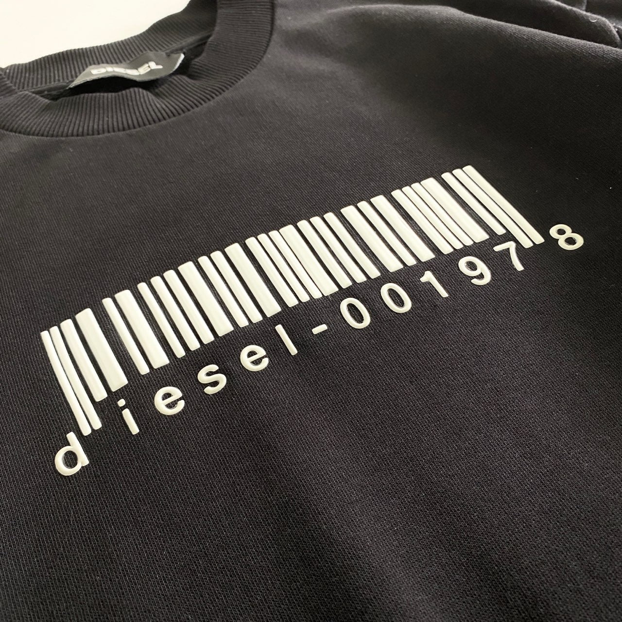 64L7《美品》DIESEL ディーゼル スウェットTシャツ M《180》 ブラック 半袖 カットソー バーコード