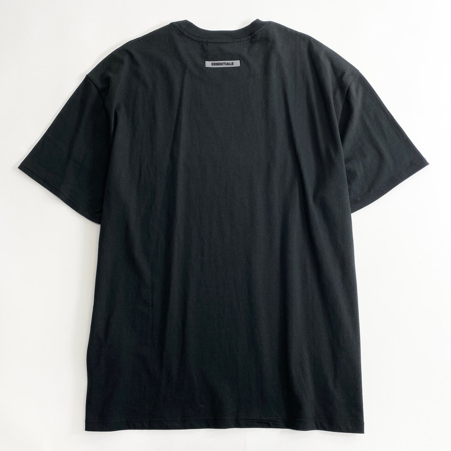 73k12《美品》ESSENTIALS エッセンシャルズ ロゴTシャツ L ブラック FEAR OF GOD カットソー TEE 半袖