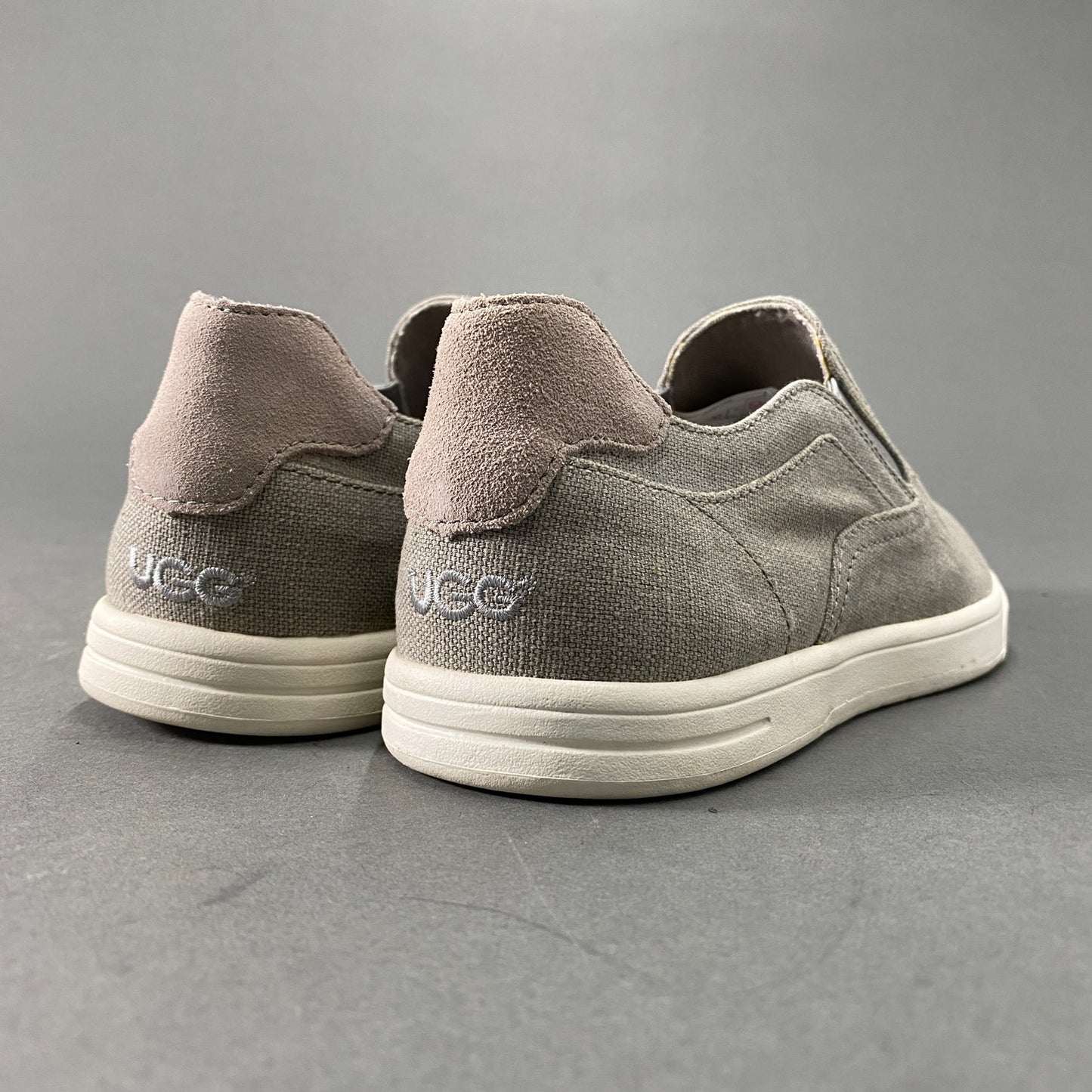 2L23 UGG アグ M TOBIN CANVAS スリッポン スニーカー 27cm グレー キャンバス 箱付き シューズ