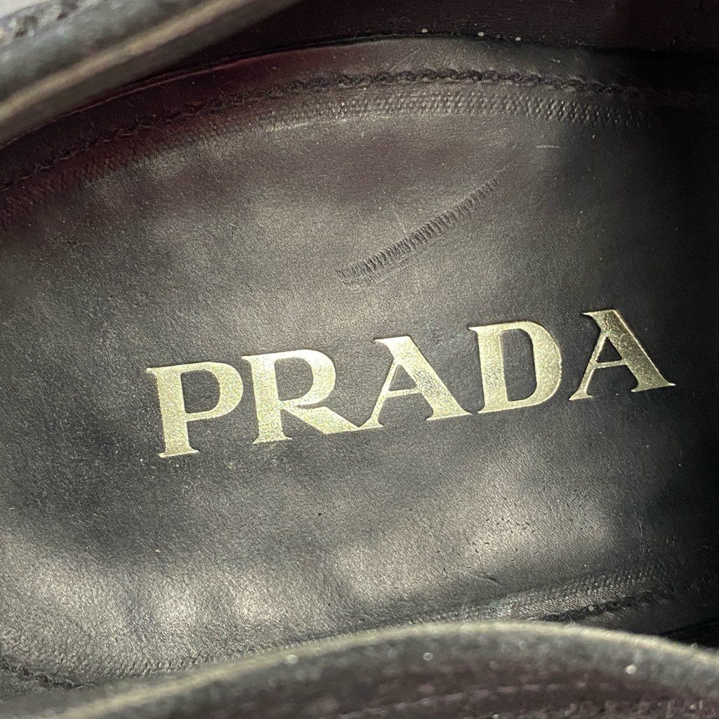 1b29 PRADA プラダ ウイングチップ ドレスシューズ 9 ブラック レザー メダリオン イタリア製