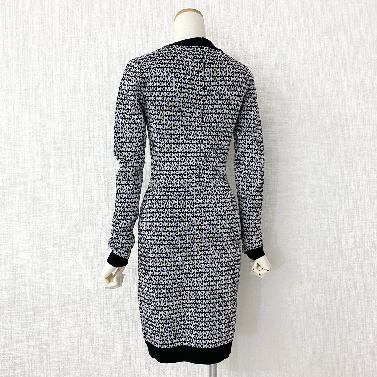 39c20 《美品》 MICHAEL KORS マイケルコース LOGO JACQUARD DRESS ジャガードドレス ワンピース XS シルバー ブラック ラメ