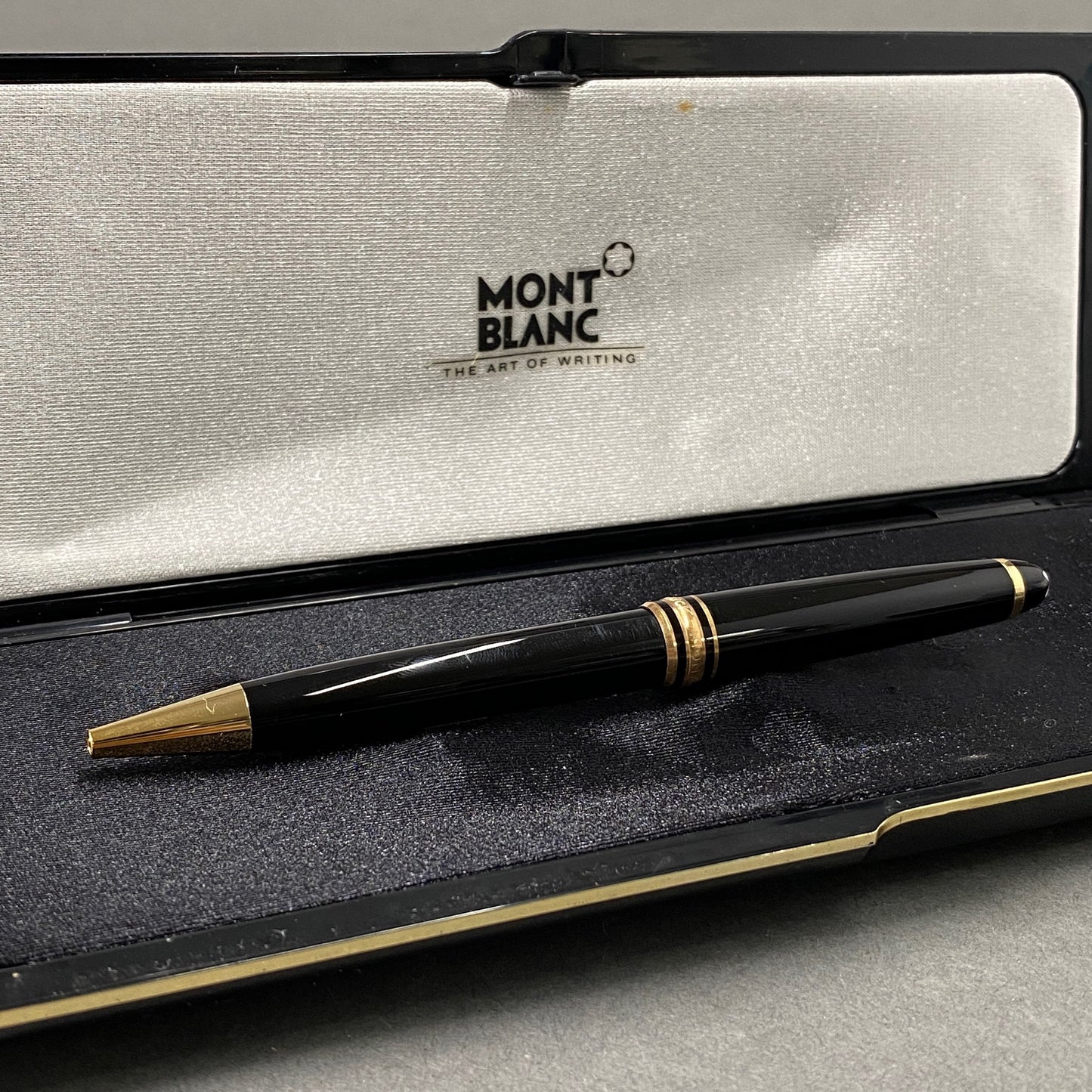 MONT BLANC モンブラン MEISTER STUCK マイスターシュテュック ボールペン 縦13.8㎝ 幅1.5㎝ ブラック ケース付属