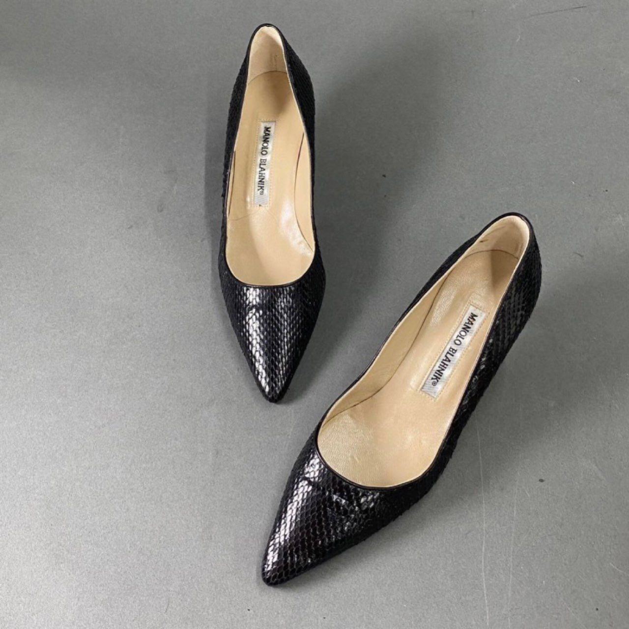 1j22 イタリア製 MANOLO BLAHNIK マノロブラニク パイソンヒールパンプスレザーシューズ 35 ブラック レディース