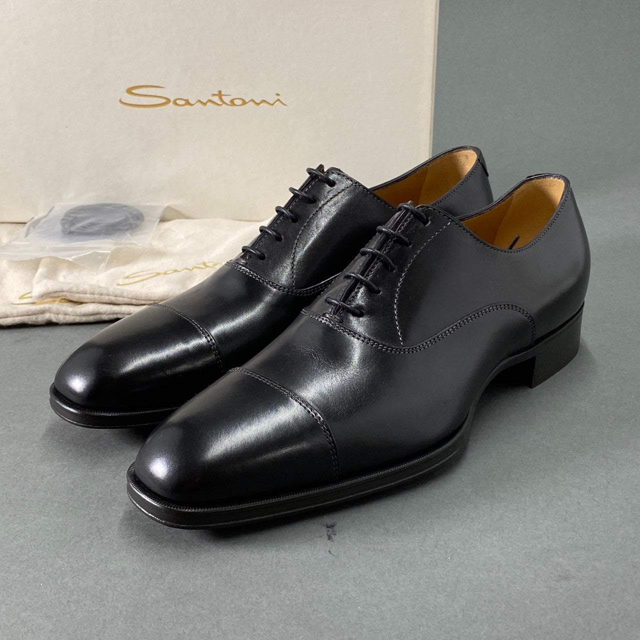 1L10《美品》Santoni サントーニ レースアップシューズ 7(25～26cm相当) ブラック ビジネス フォーマル ストレートチップ 箱