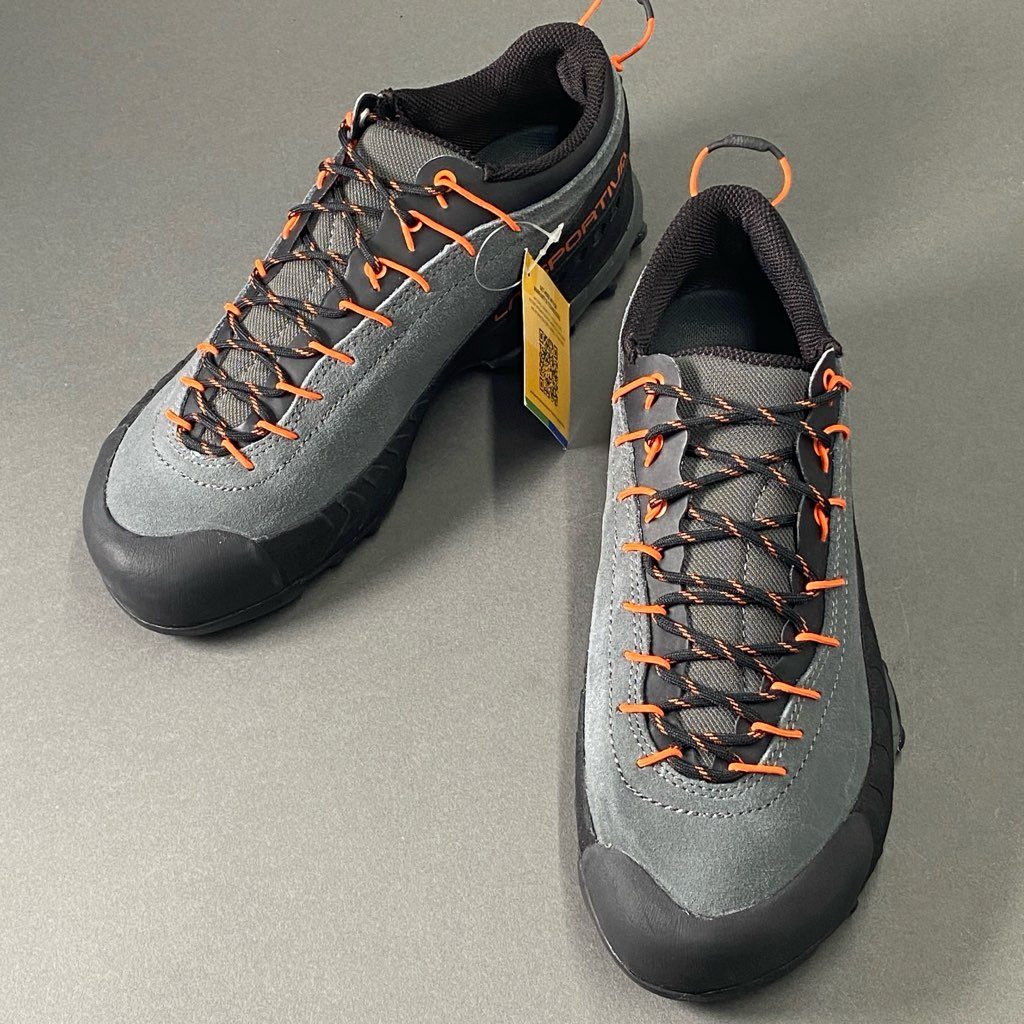 7b27 《未使用》 La Sportiva スポルティバ TX4 トレッキングシューズ 40 1/2 グレー ブラック アウトドア vibram