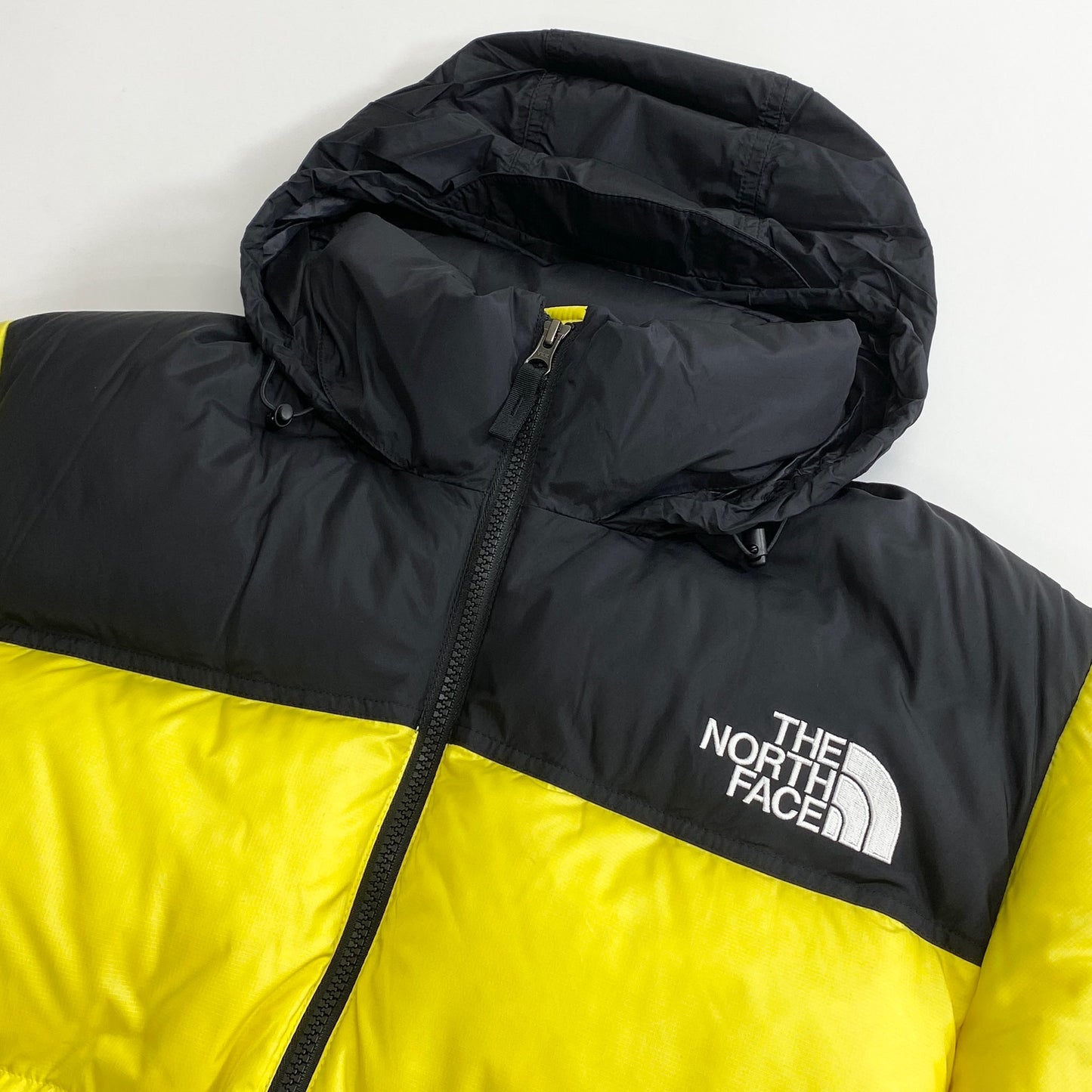 71k11 《新品タグ付き》THE NORTH FACE ザノースフェイス ヌプシ ダウンジャケット XL イエロー×ブラック ND92234