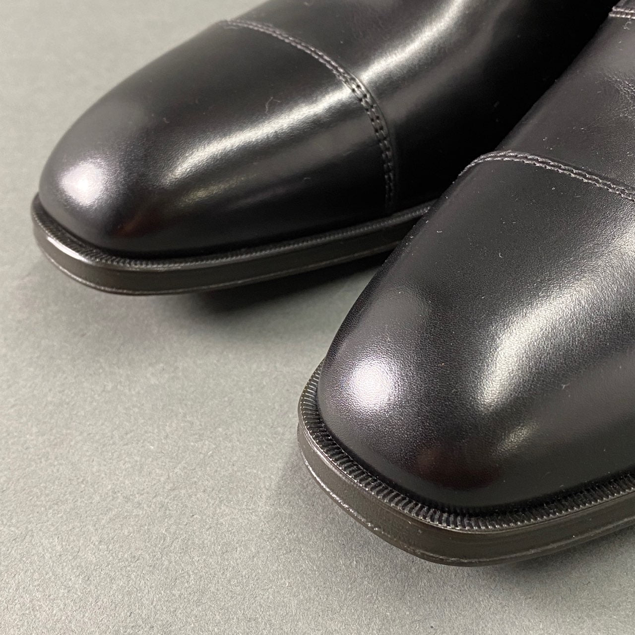 1L10《美品》Santoni サントーニ レースアップシューズ 7(25～26cm相当) ブラック ビジネス フォーマル ストレートチップ 箱