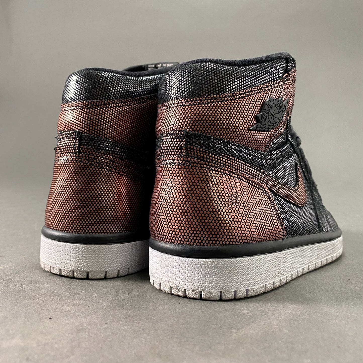 2L5《美品》NIKE ナイキ 23.0cm CU6690-006 WMNS AIR JORDAN1 HIGH OG ハイカットスニーカー レディース