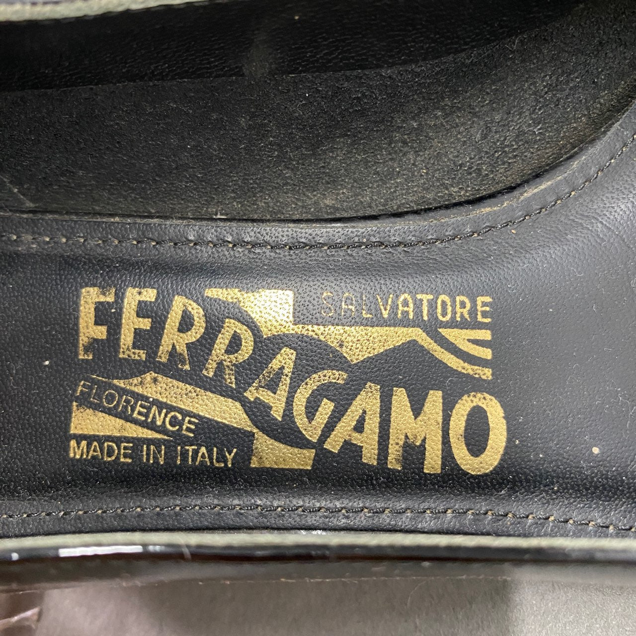 3L5 Salvatore Ferragamo サルヴァトーレフェラガモ 5 1/2D(22.5cm相当)ブラック パテントレザー パンプス ヴァラリボン スタッズデザイン