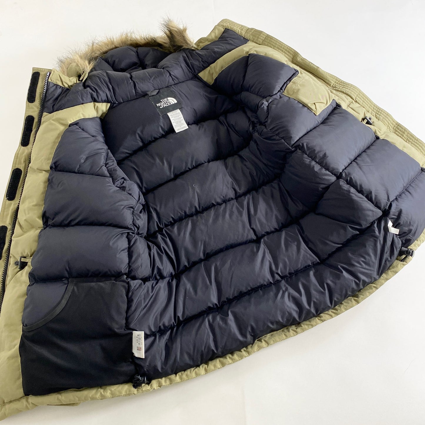 47k21 THE NORTH FACE ザノースフェイス Mc MURDO マクマード パーカー ダウンジャケット S カーキ アウター 羽織 上着 アウトドア