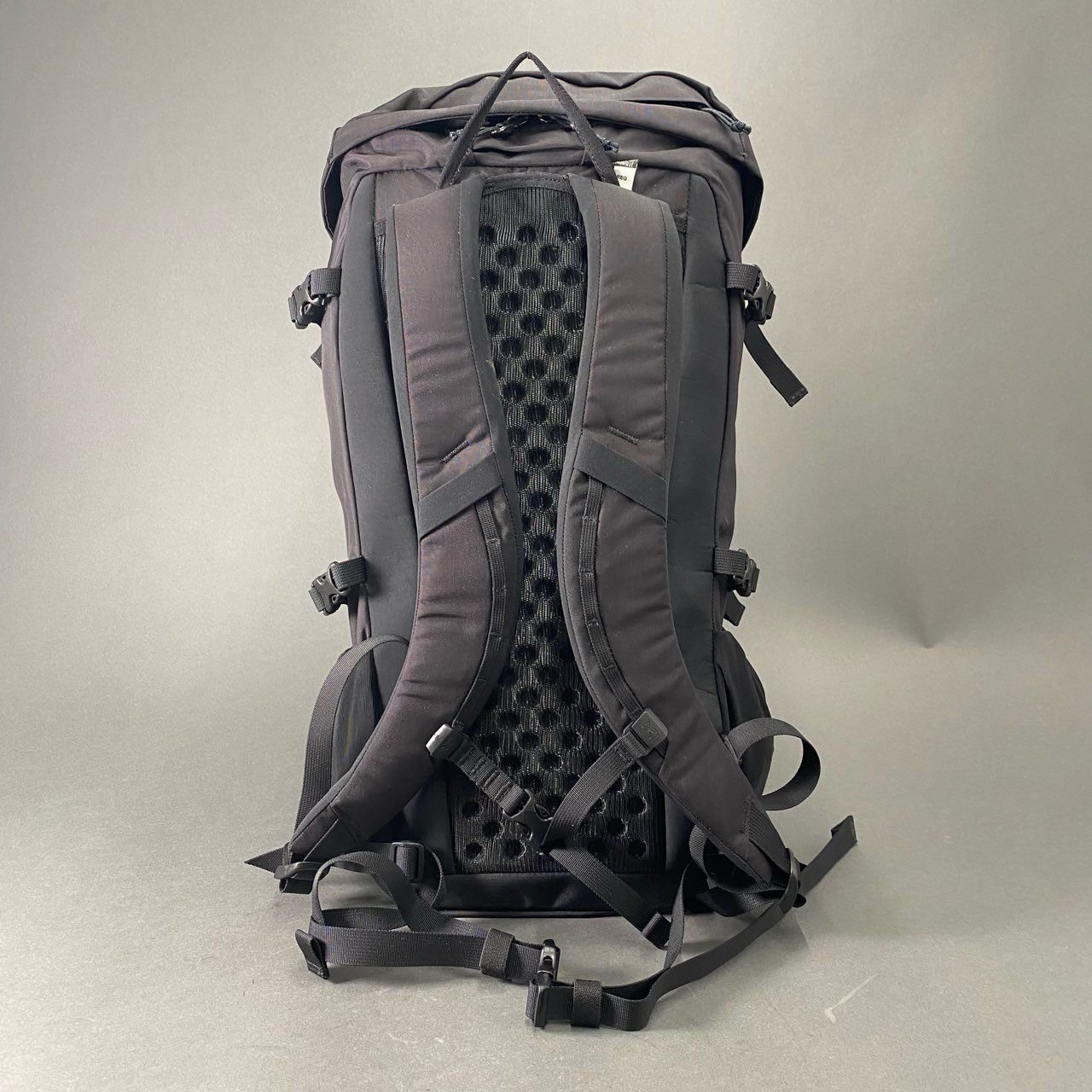 2Bc8 ARC'TERYX アークテリクス BRIZE 25 BACKPACK ブライズ バックパック リュック バッグ  ブラック