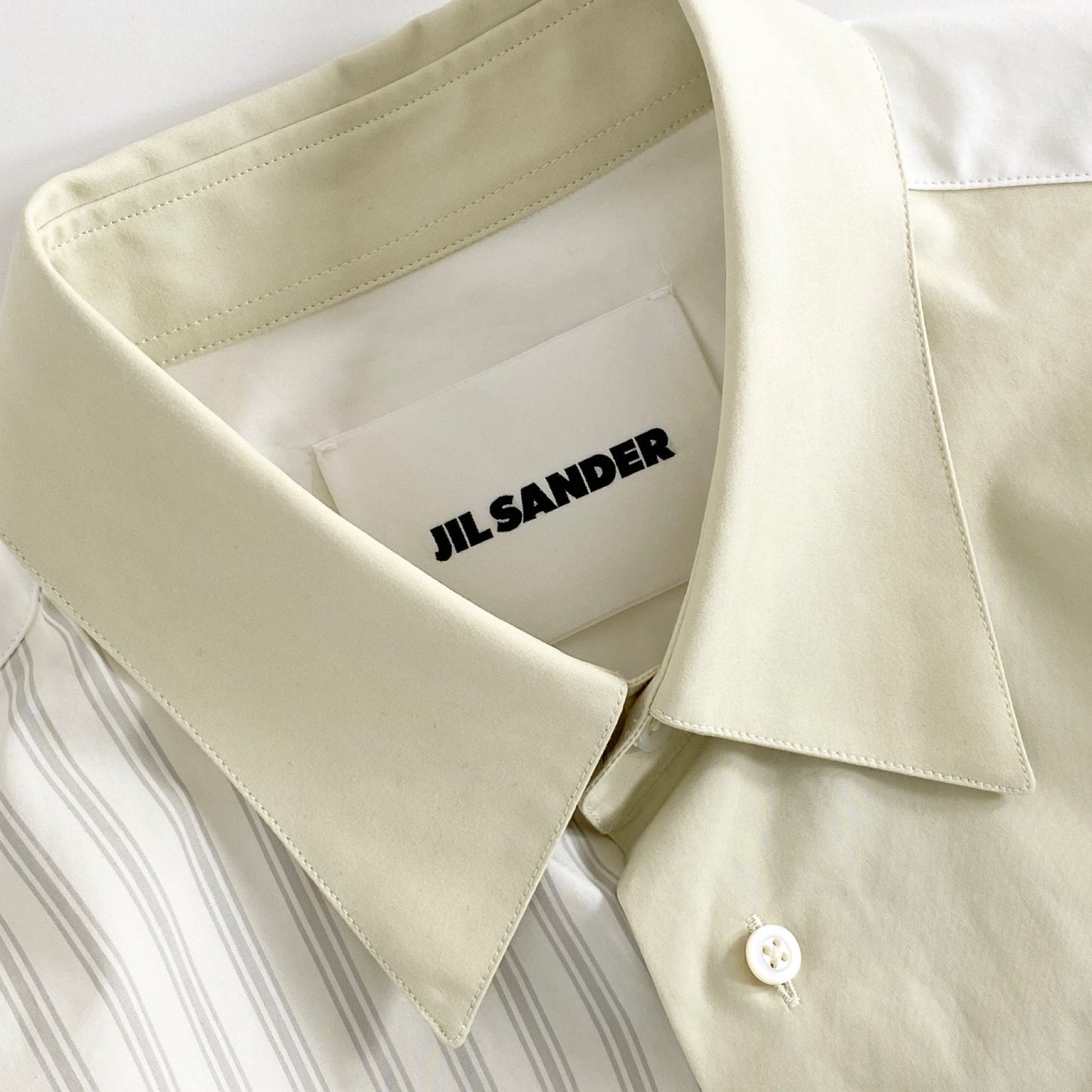 39a21 JIL SANDER ジルサンダー イタリア製 JSMP740326 パッチワーク オーバーサイズ 長袖シャツ 再構築 ワイドシルエット ストライプ  39 15 1/2 ホワイト グレー アイボリー コットン