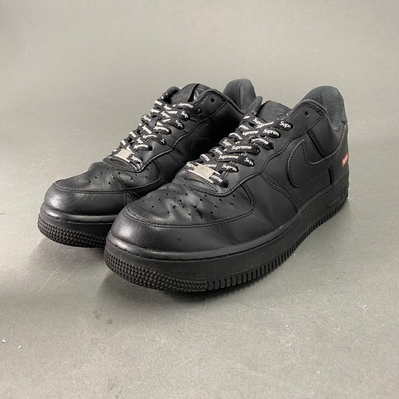 1L5 Supreme シュプリーム × NIKE ナイキ AIR FORCE 1 LOW エアフォースワンロー 28cm ブラック スニーカー シューズ CU9225-001