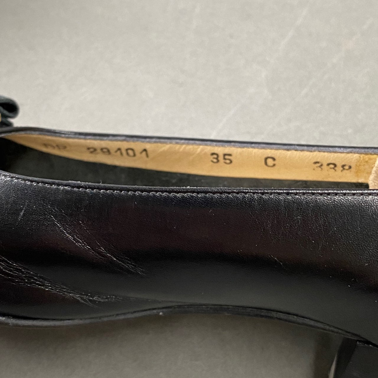 1L5 Salvatore Ferragamo サルヴァトーレフェラガモ 35(22cm相当) ブラック ヴァラリボン パンプス レディース 靴 シューズ イタリア製