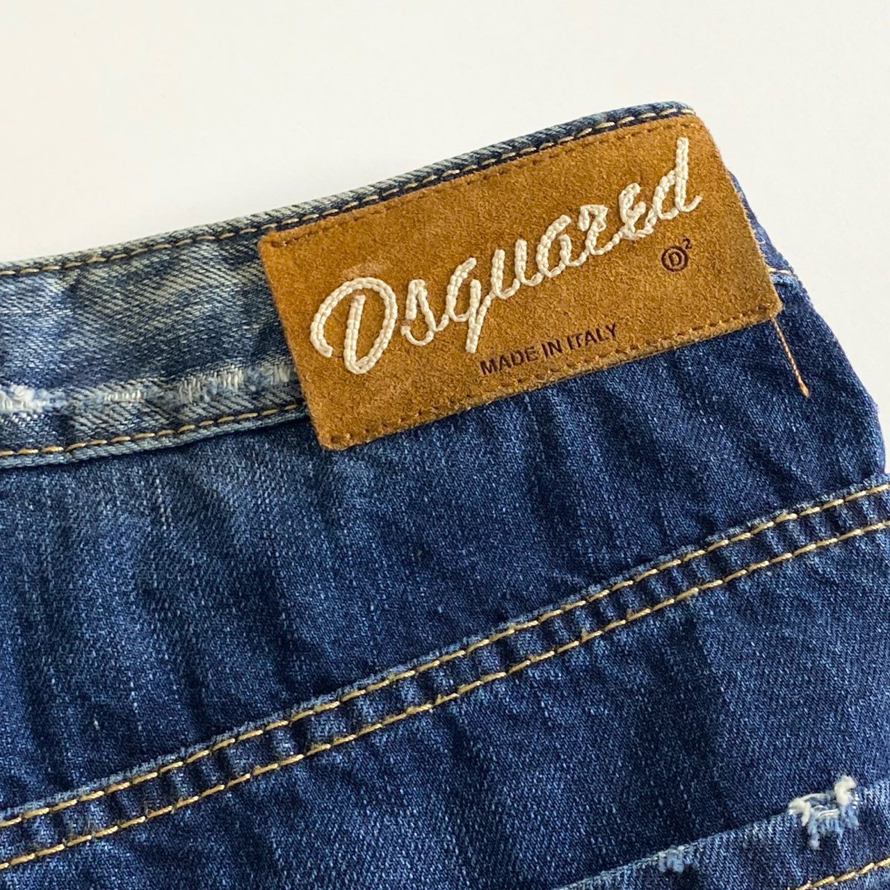 8b26-⑤ イタリア製 DSQUARED2 ディースクエアード デニムショートパンツ ハーフパンツ ジーンズ ジーパン 46 インディゴ ボタンフライ ボトムス メンズ