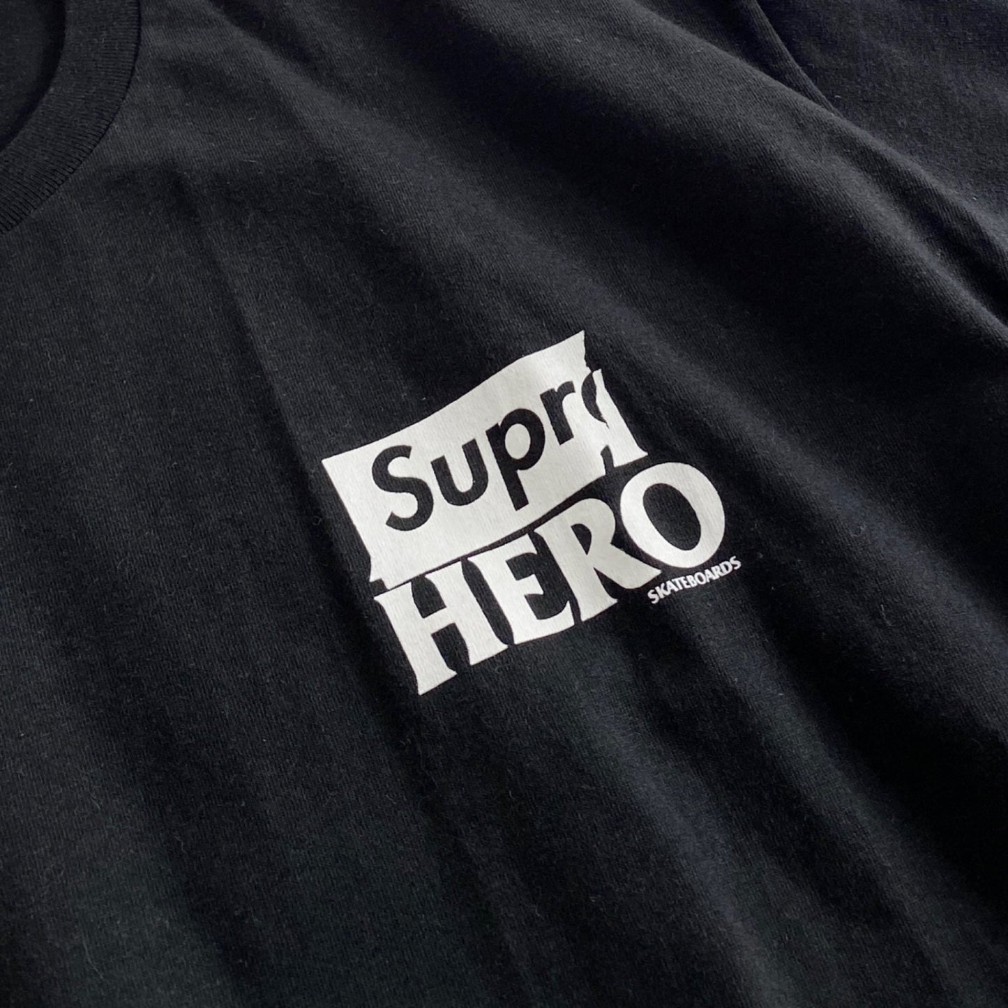 53a31 《美品》 Supreme シュプリーム × ANTI HERO アンチヒーロー 22SS Dog Tee ドッグTシャツ XL ブラック カットソー