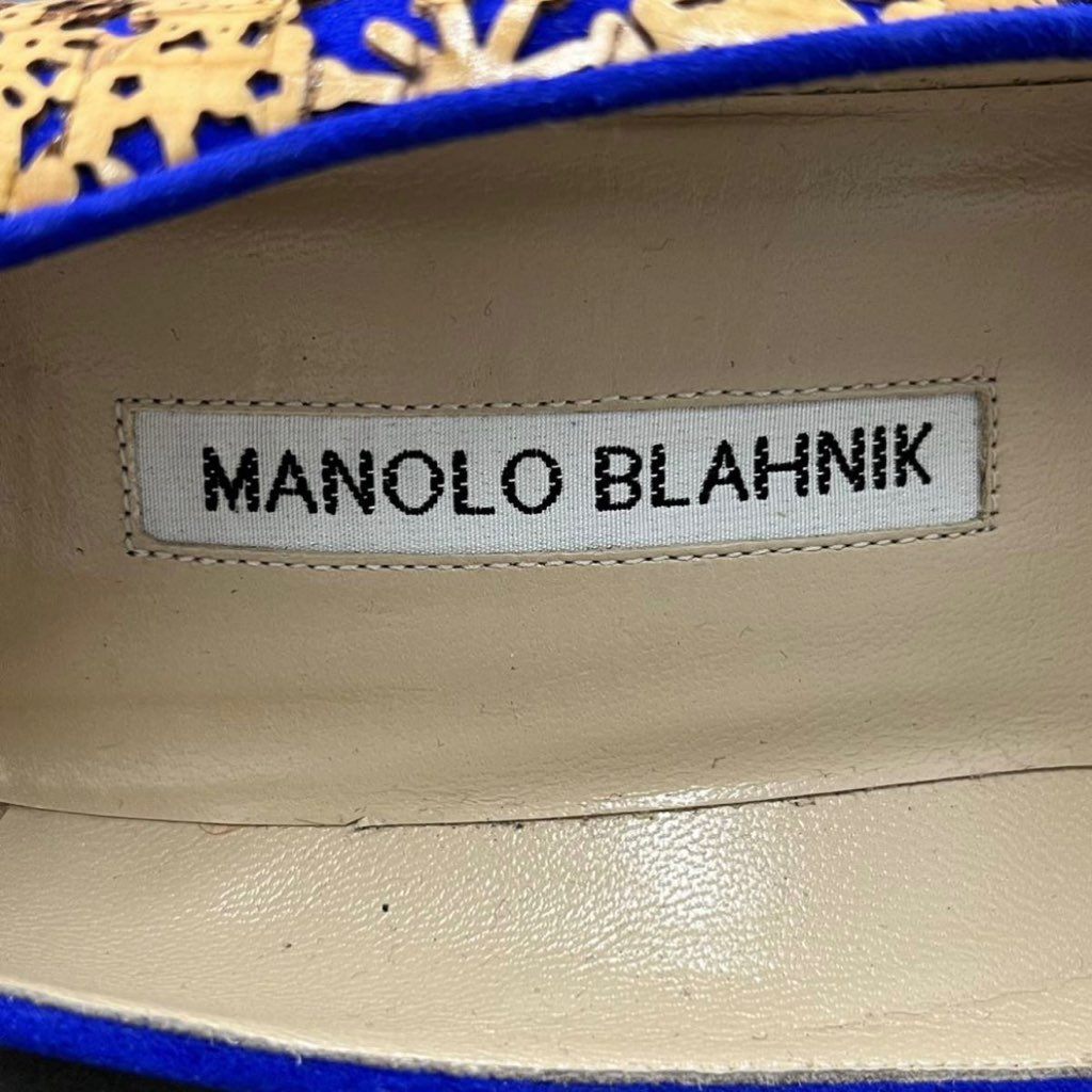 7h4 《極美品》 MANOLO BLAHNIK マノロブラニク ピンヒール パンプス スエード カーフレザー 花柄 カッティング 36 ブルー レディース