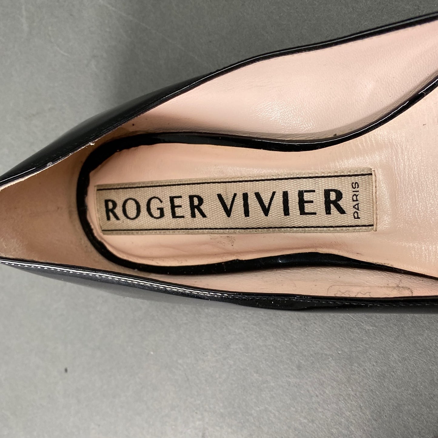 1L5《イタリア製》ROGER VIVIER ロジェヴィヴィエ 37 1/2(24.5cm相当) ゴメッティーヌ バレリーナシューズ フラットシューズ