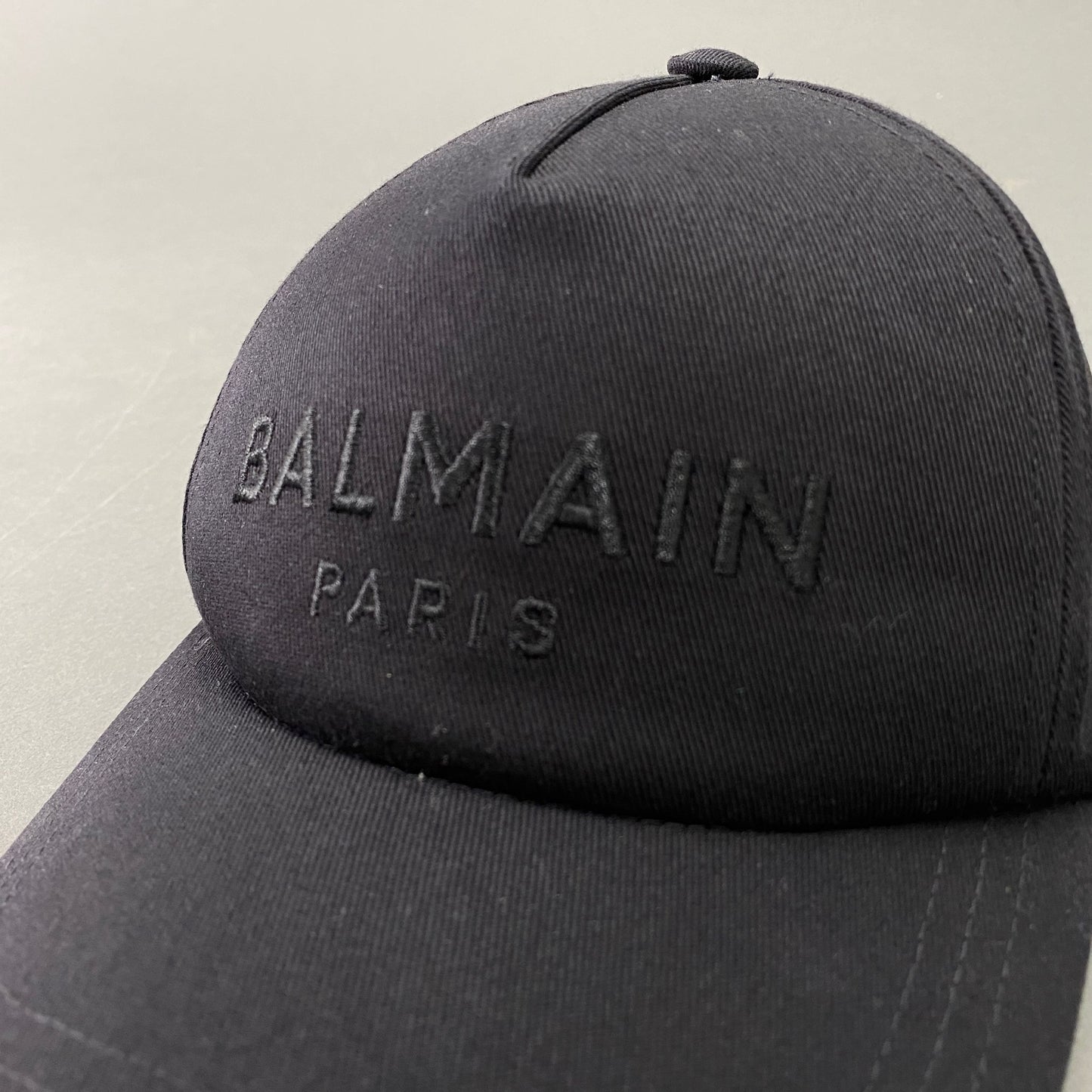 k7 BALMAIN バルマン 6パネルキャップ 刺繍ロゴ F ブラック コットン バッグベルト LOGO CAP