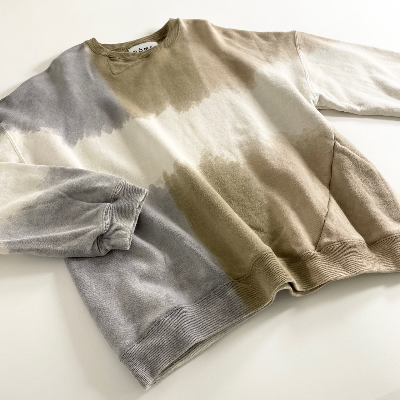 24M5 《美品》 NOMA t.d. ノーマティーディー Twist 3dye Sweat タイダイスウェットトップ サイズ3 ベージュ トレーナー 染め