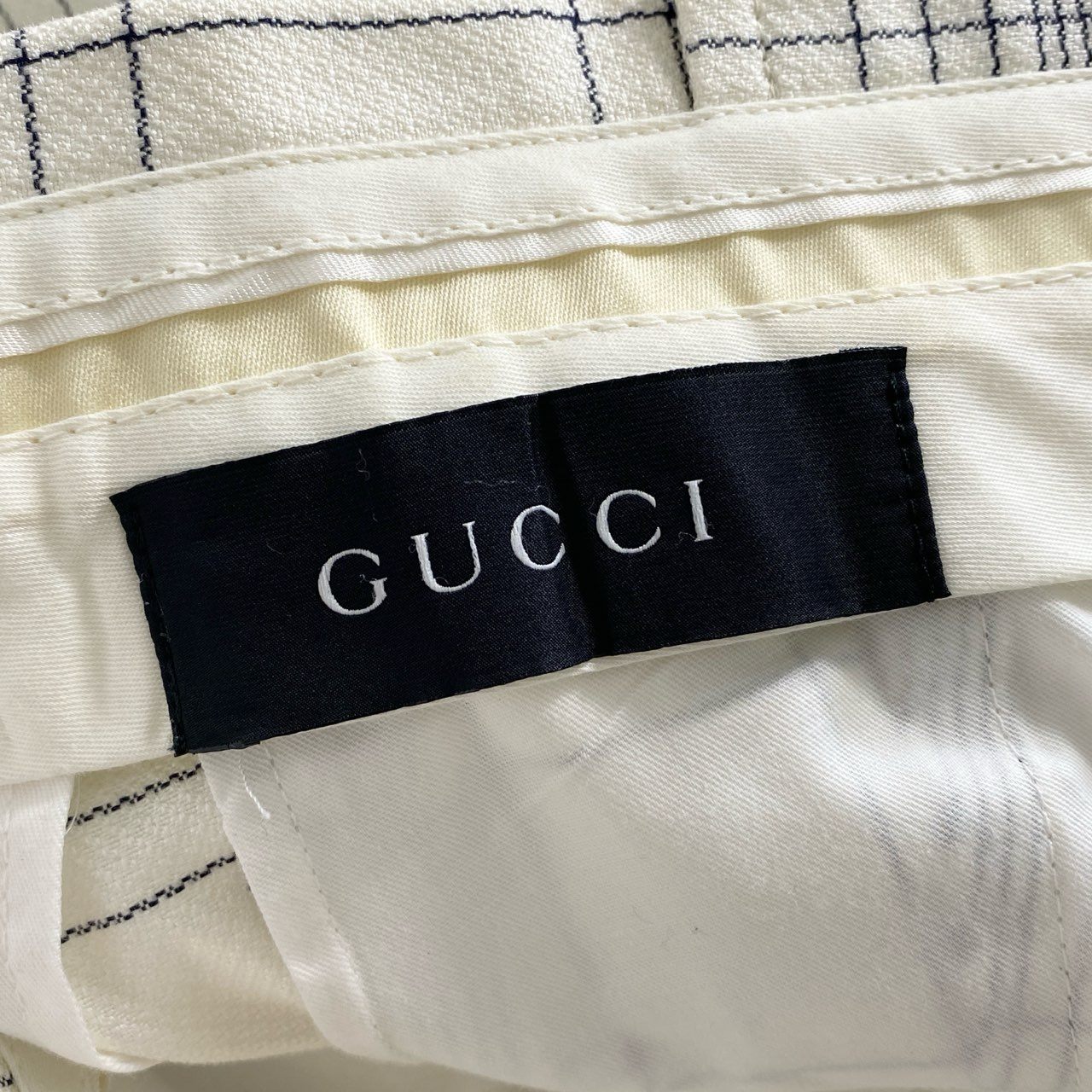 43c1 GUCCI グッチ イタリア製 センタープレス スラックスパンツ トラウザーズ ボトムス チェック柄 44 クリーム系 MADE IN ITALY