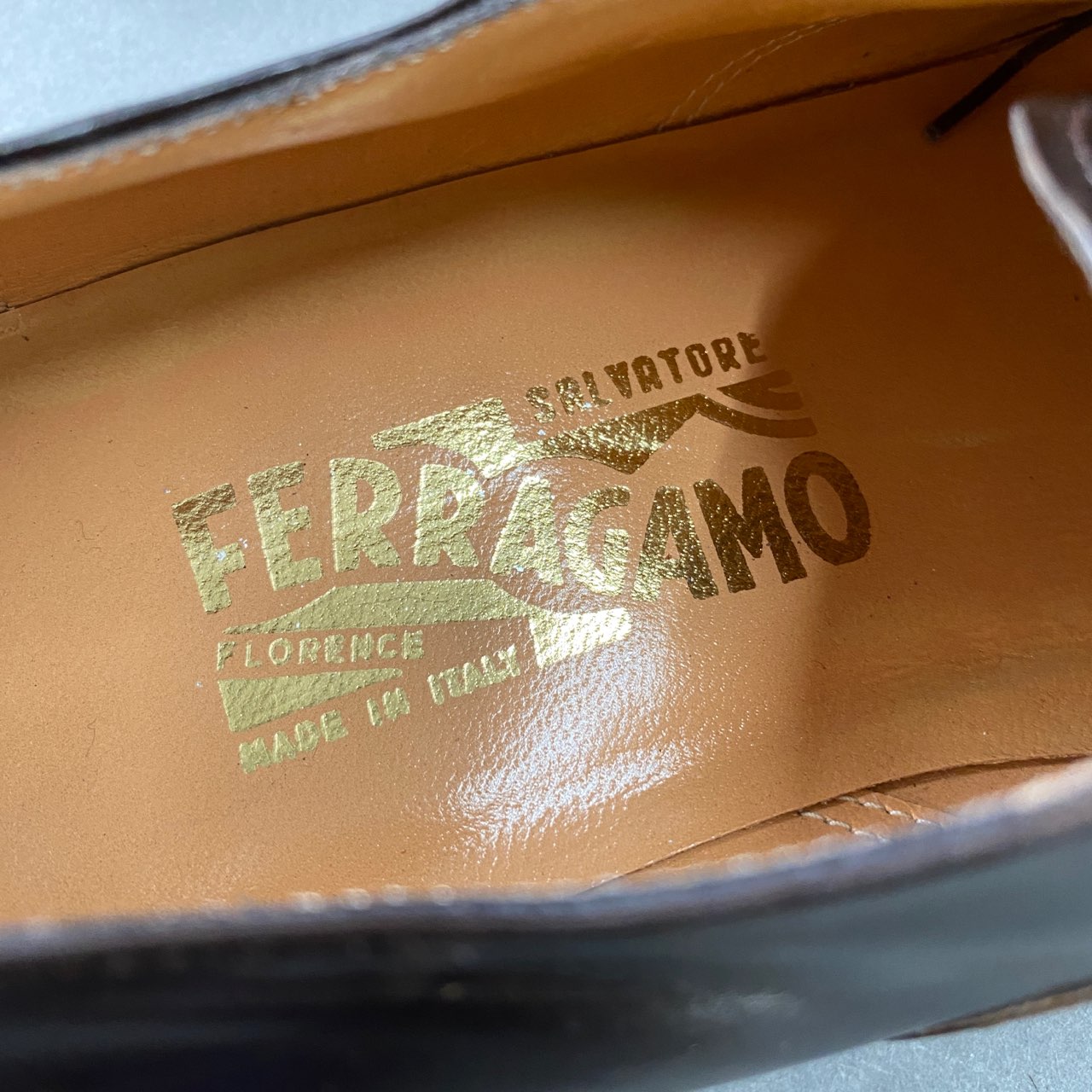 2L5《美品》イタリア製 Salvatore Ferragamo サルヴァトーレ フェラガモ ドレスシューズ 8 1/2《27cm》 ブラウン レザー ビジネス シューズ フォーマル